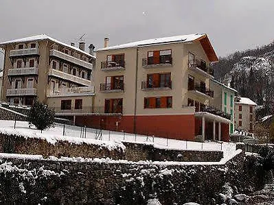 Отель Le 3*
