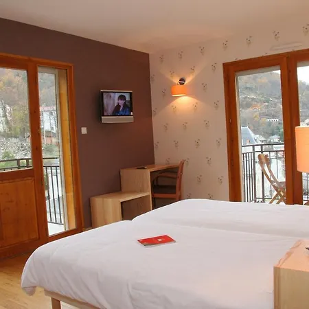 Le Hotel Ax-les-Thermes