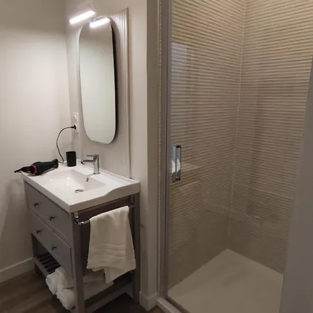 Le Hotel Ax-les-Thermes