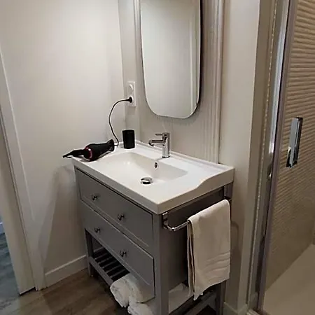 Le Hotel