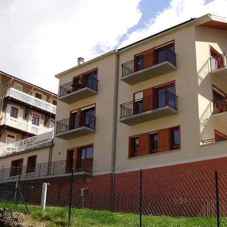 Отель Le Акс-ле-Терм