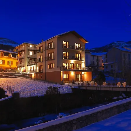Le Hotel 3*